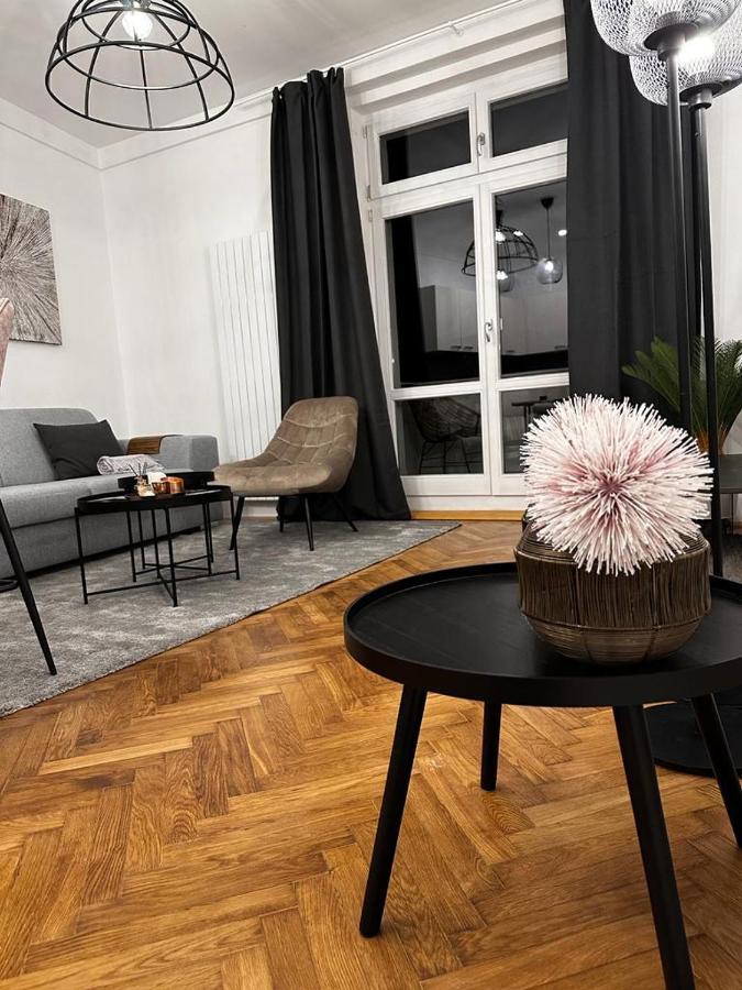 Riverside Apartment Κάρλοβι Βάρι Εξωτερικό φωτογραφία